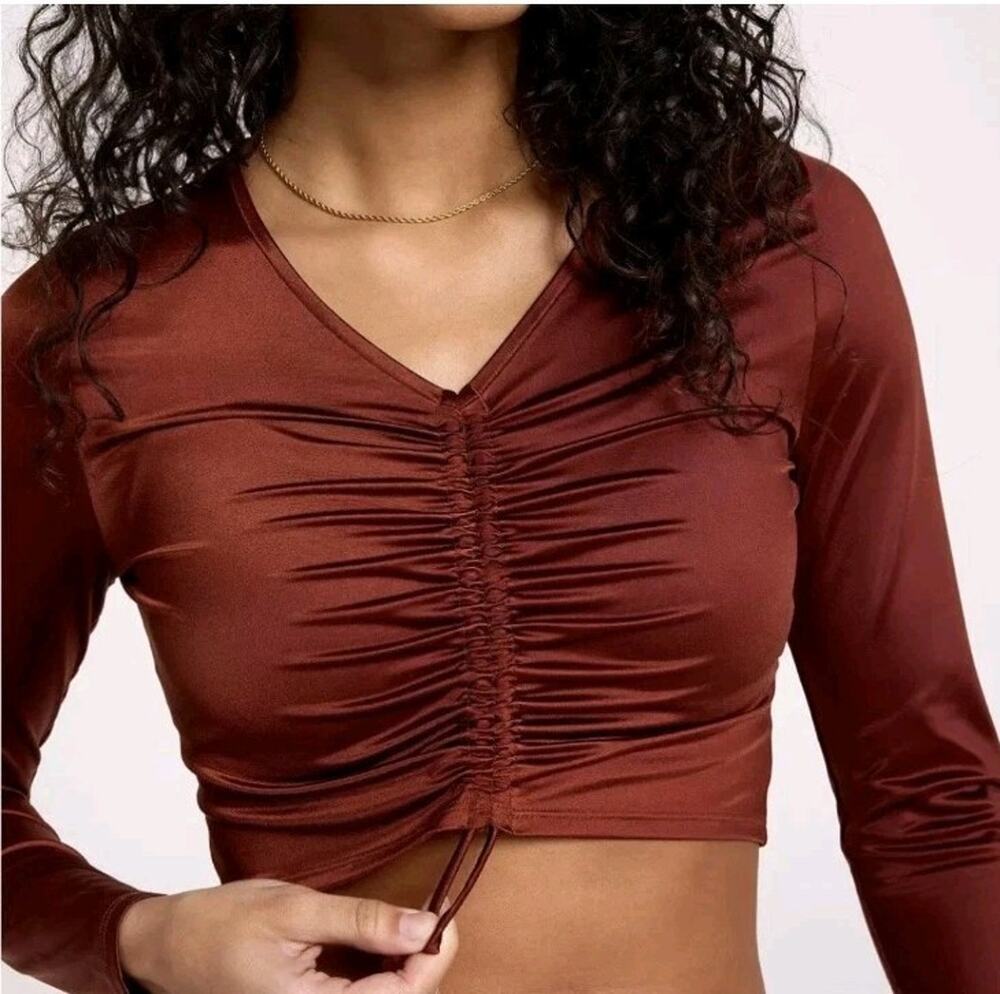 Calia Long Sleeve crop top womens L Rashguard shirt Rust brown ruched Athleisure